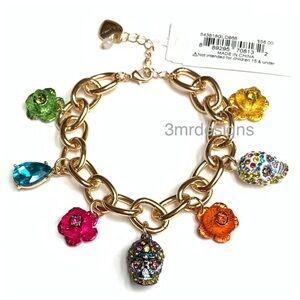 NWT Betsey Johnson 💋Glass Stones Embellished Flowers & Skulls Charm Bracelet